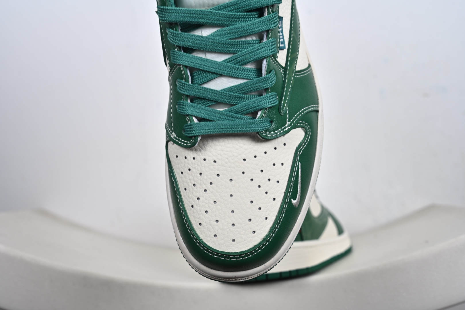 Travis Scott x Jordan 1 Low “米绿Justdoit” 高端定制 乔丹倒勾低帮休闲板鞋 LD2028-069-Top High Quatity Cheap Sneakers Fashion Clothing Clothes Bags handbags Shoes of all Brand wholesale With The best Quality And Beautiful Price from China Factory Chinese suppliers wholesaler seller Travis Scott x Jordan 1 Low “米绿Justdoit” 高端定制 乔丹倒勾低帮休闲板鞋 LD2028-069