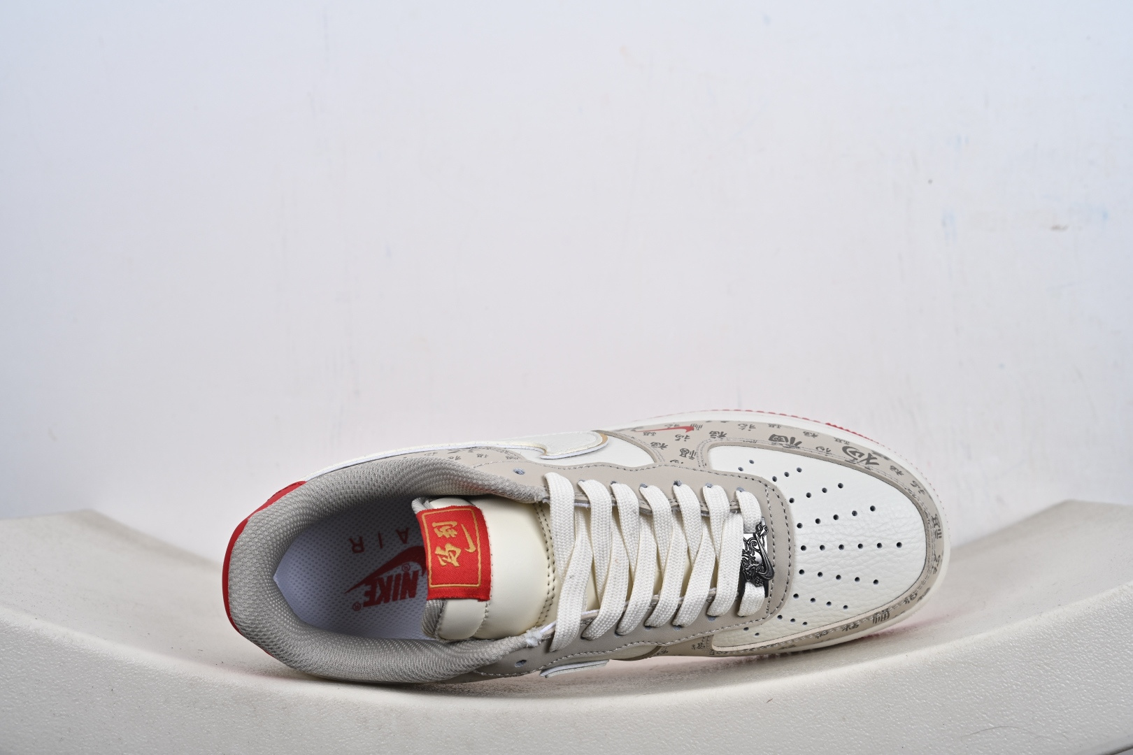 Nike Air Force 1 Low 马年限定 NH0601-502-Top High Quatity Cheap Sneakers Fashion Clothing Clothes Bags handbags Shoes of all Brand wholesale With The best Quality And Beautiful Price from China Factory Chinese suppliers wholesaler seller Nike Air Force 1 Low 马年限定 NH0601-502