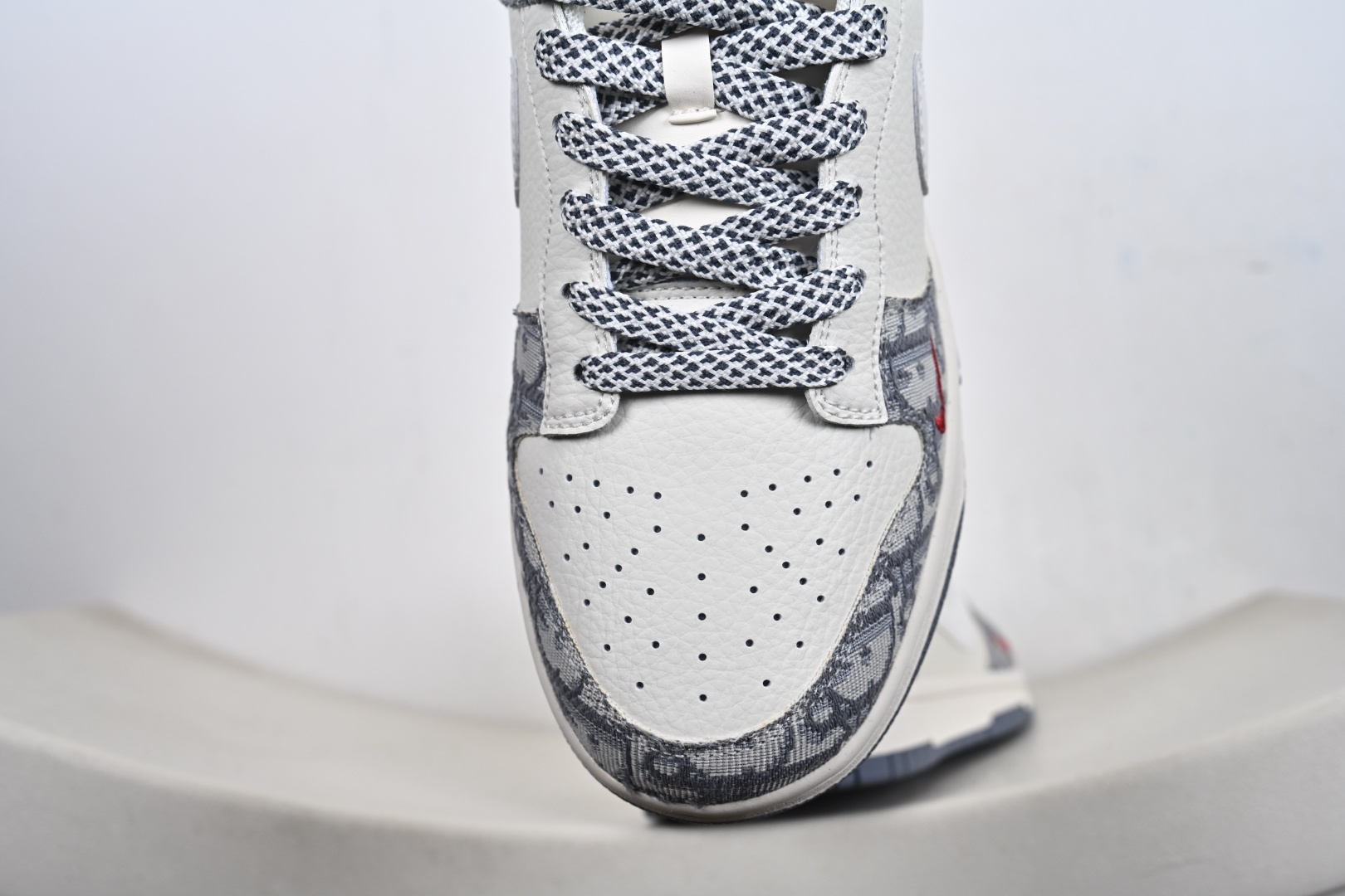 Nike SB Dunk Low周年高端定制 低帮休闲板鞋 CS1688-122-Top High Quatity Cheap Sneakers Fashion Clothing Clothes Bags handbags Shoes of all Brand wholesale With The best Quality And Beautiful Price from China Factory Chinese suppliers wholesaler seller Nike SB Dunk Low周年高端定制 低帮休闲板鞋 CS1688-122