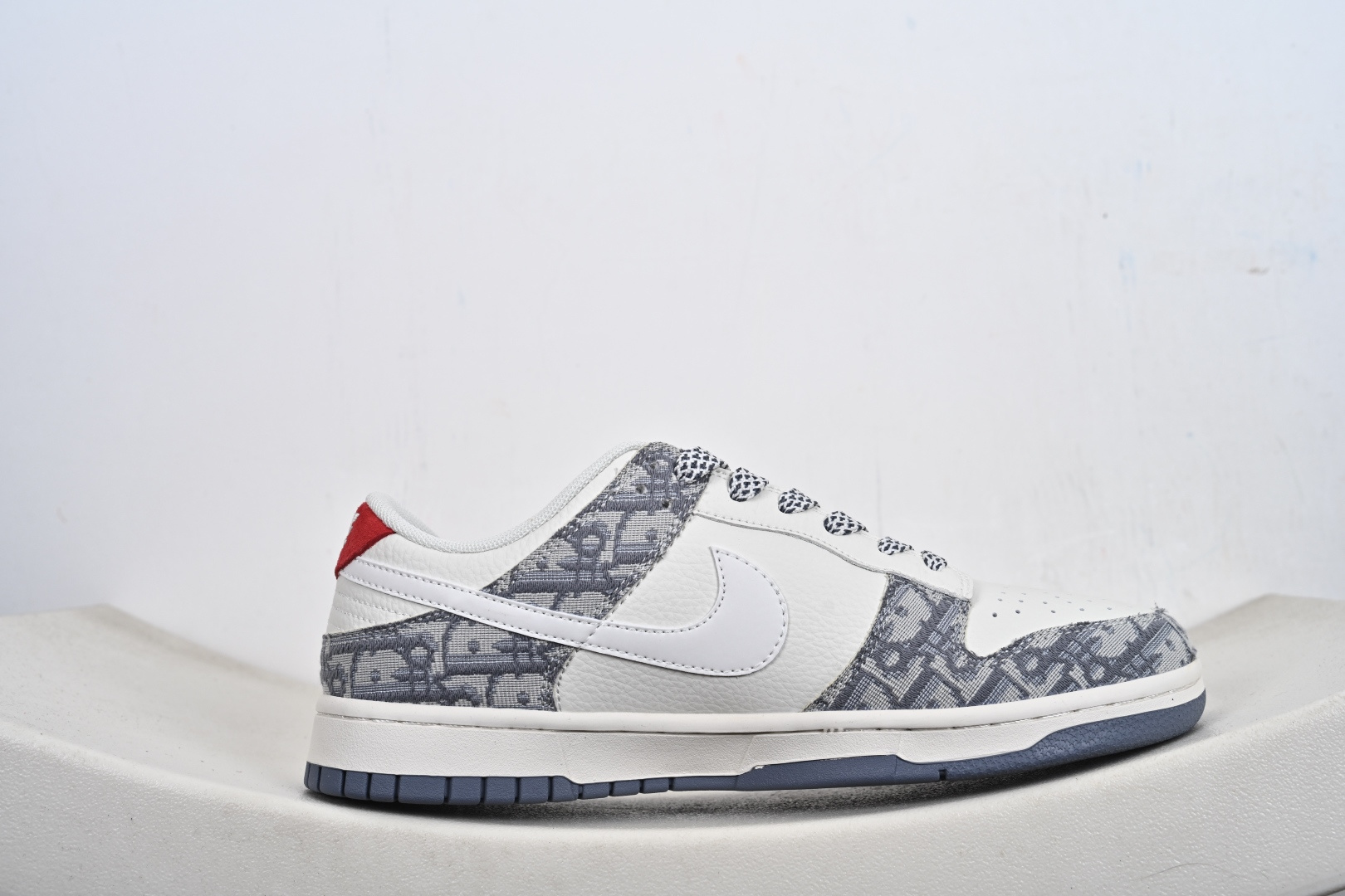 Nike SB Dunk Low周年高端定制 低帮休闲板鞋 CS1688-122-Top High Quatity Cheap Sneakers Fashion Clothing Clothes Bags handbags Shoes of all Brand wholesale With The best Quality And Beautiful Price from China Factory Chinese suppliers wholesaler seller Nike SB Dunk Low周年高端定制 低帮休闲板鞋 CS1688-122