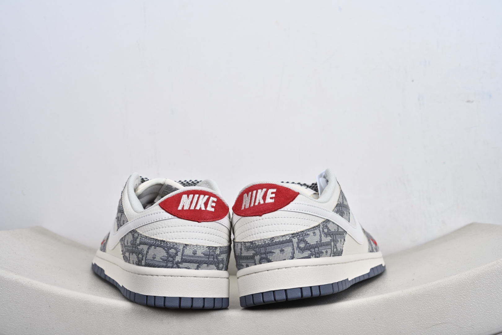 Nike SB Dunk Low周年高端定制 低帮休闲板鞋 CS1688-122-Top High Quatity Cheap Sneakers Fashion Clothing Clothes Bags handbags Shoes of all Brand wholesale With The best Quality And Beautiful Price from China Factory Chinese suppliers wholesaler seller Nike SB Dunk Low周年高端定制 低帮休闲板鞋 CS1688-122