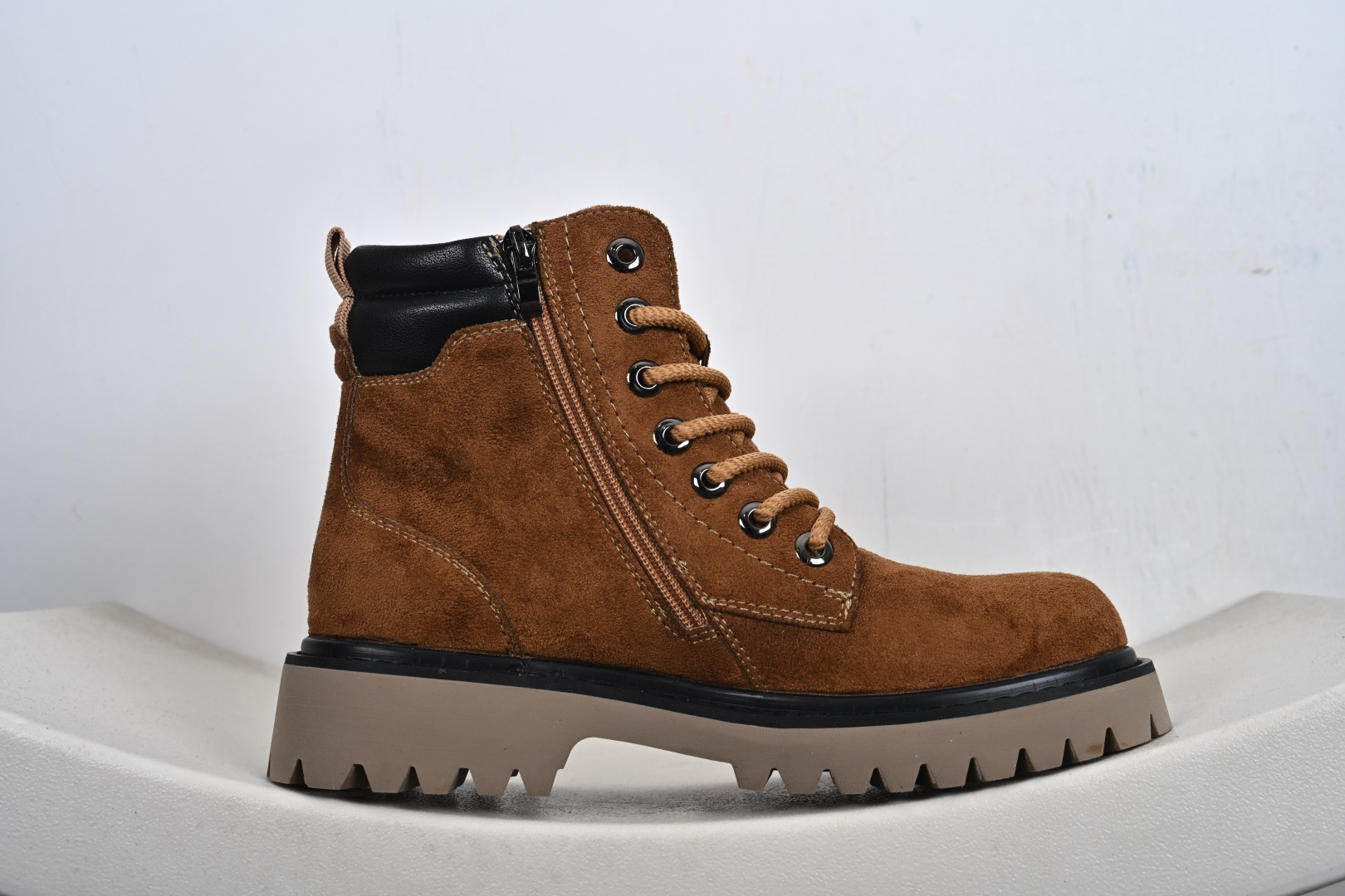 踢不烂 Timberland 添柏岚/天伯伦 秋冬必备户外加绒休闲大黄靴 TB10055-Top High Quatity Cheap Sneakers Fashion Clothing Clothes Bags handbags Shoes of all Brand wholesale With The best Quality And Beautiful Price from China Factory Chinese suppliers wholesaler seller 踢不烂 Timberland 添柏岚/天伯伦 秋冬必备户外加绒休闲大黄靴 TB10055