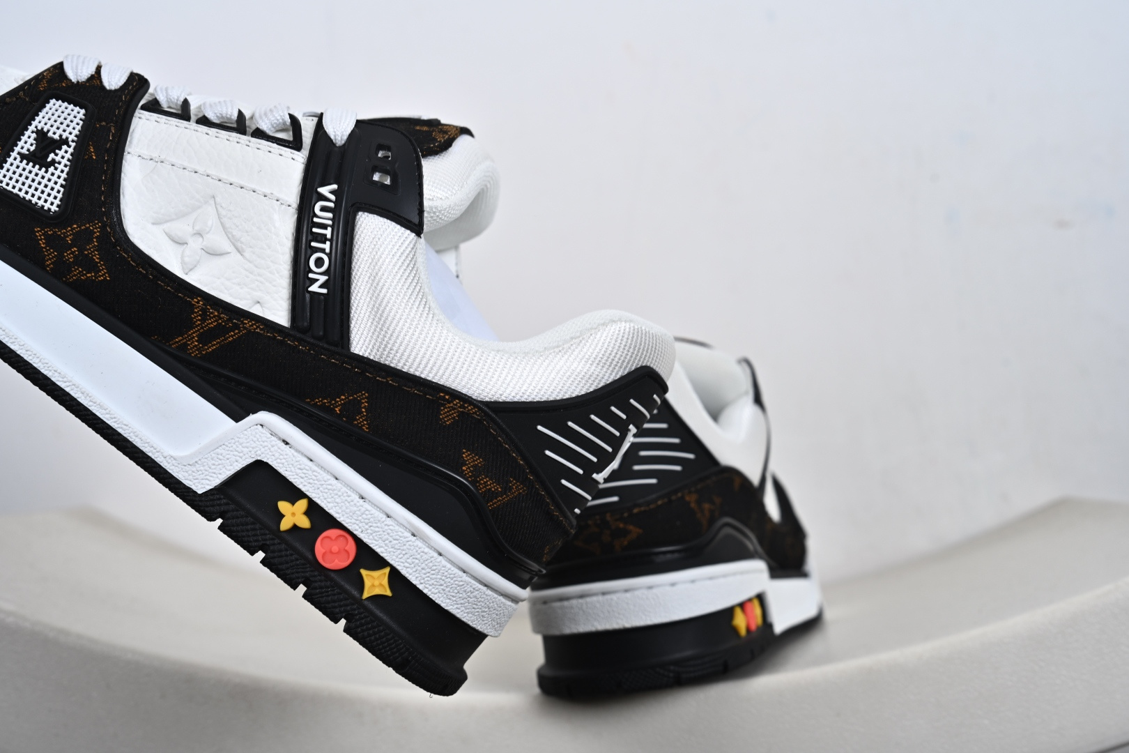 代购级别 Louis Vuitton Trainer 2021ss早春全新时装走秀运动鞋