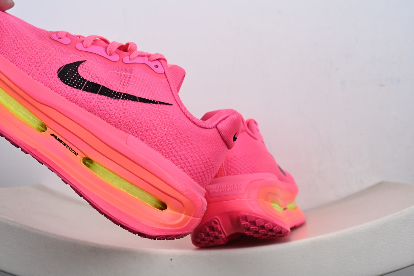 Nike ZOOM PREMIUM 耐克 飞马 舒适减震防滑 低帮跑步鞋 HM5973-001