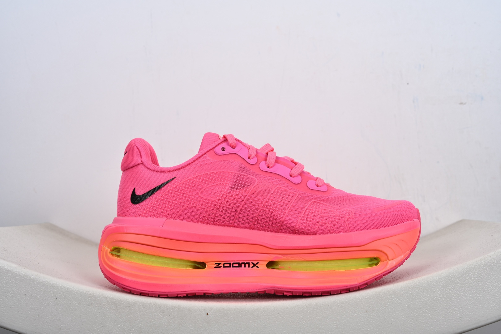 Nike ZOOM PREMIUM 耐克 飞马 舒适减震防滑 低帮跑步鞋 HM5973-001
