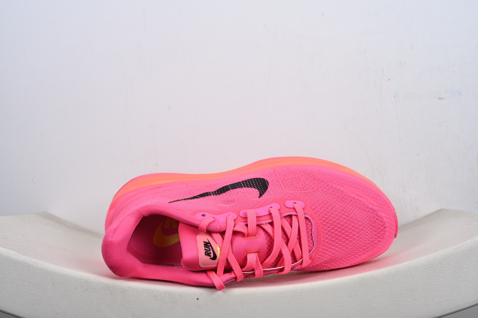 Nike ZOOM PREMIUM 耐克 飞马 舒适减震防滑 低帮跑步鞋 HM5973-001