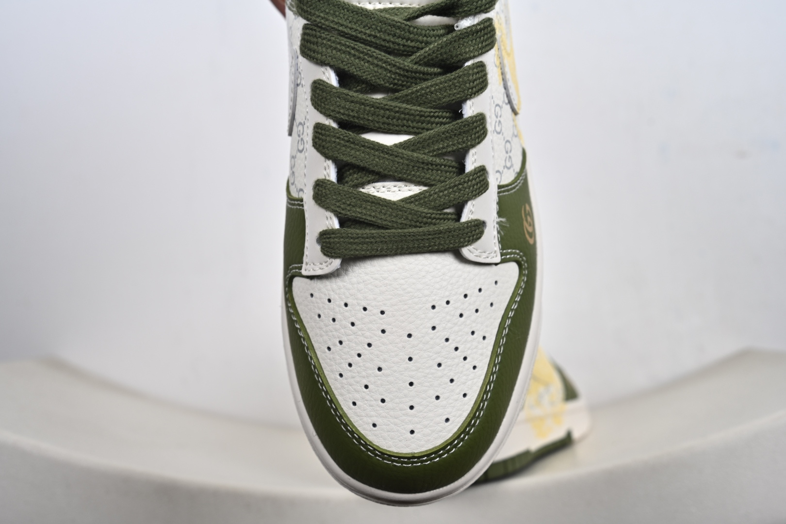 2026年新款限量发售 Nike SB Dunk Low“ 马年限定—古驰绿” 周年高端定制 低帮休闲板鞋 SD6888-106