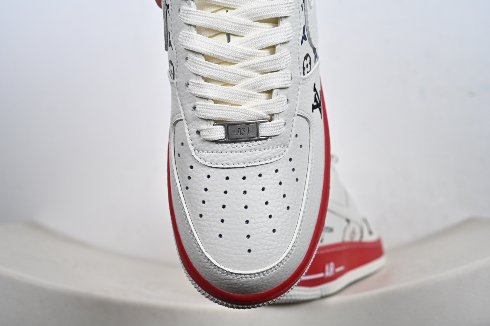 Nike Air Force 1 Low LV联名 BQ4212-100-Top High Quatity Cheap Sneakers Fashion Clothing Clothes Bags handbags Shoes of all Brand wholesale With The best Quality And Beautiful Price from China Factory Chinese suppliers wholesaler seller Nike Air Force 1 Low LV联名 BQ4212-100