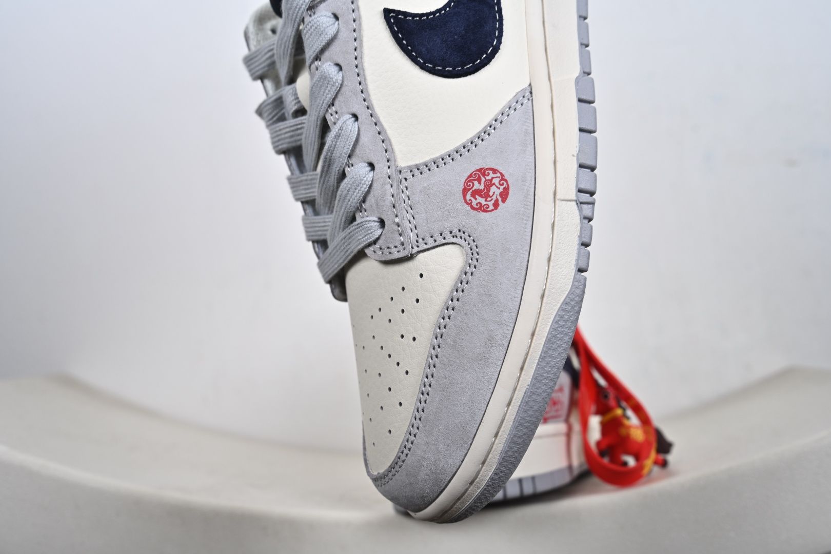 定制版 NK Dunk Low 马年限定 米黑猪八革 周年高端定制 低帮休闲板鞋 FC1688-255