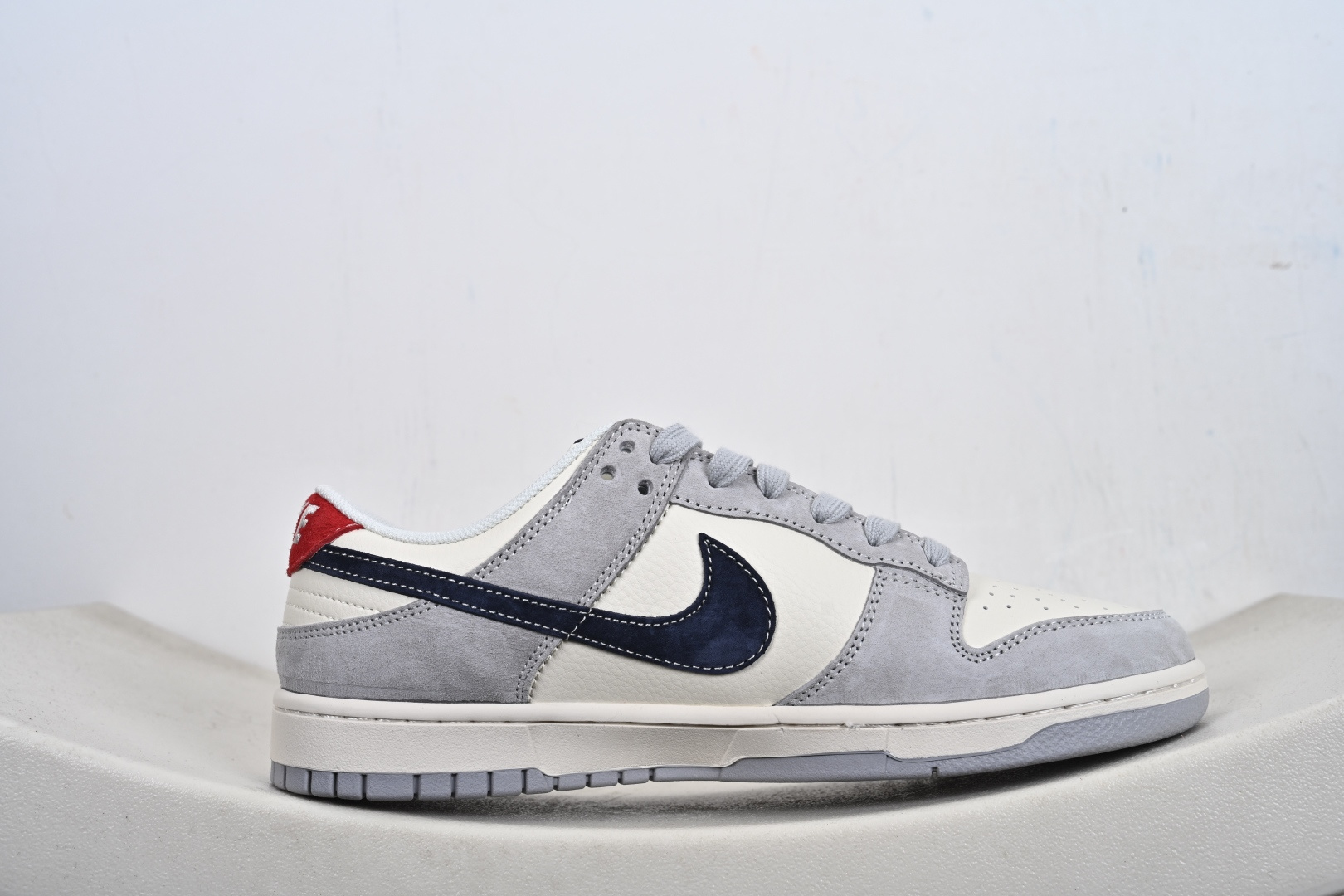 定制版 NK Dunk Low 马年限定 米黑猪八革 周年高端定制 低帮休闲板鞋 FC1688-255