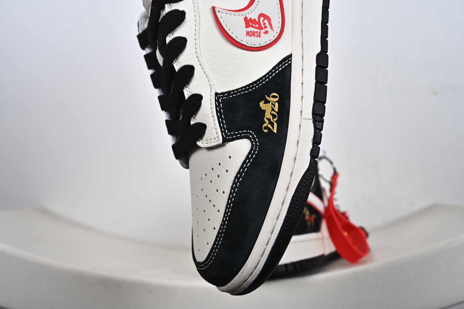 Nike SB Dunk Low 马年限定联名 FC1688-259