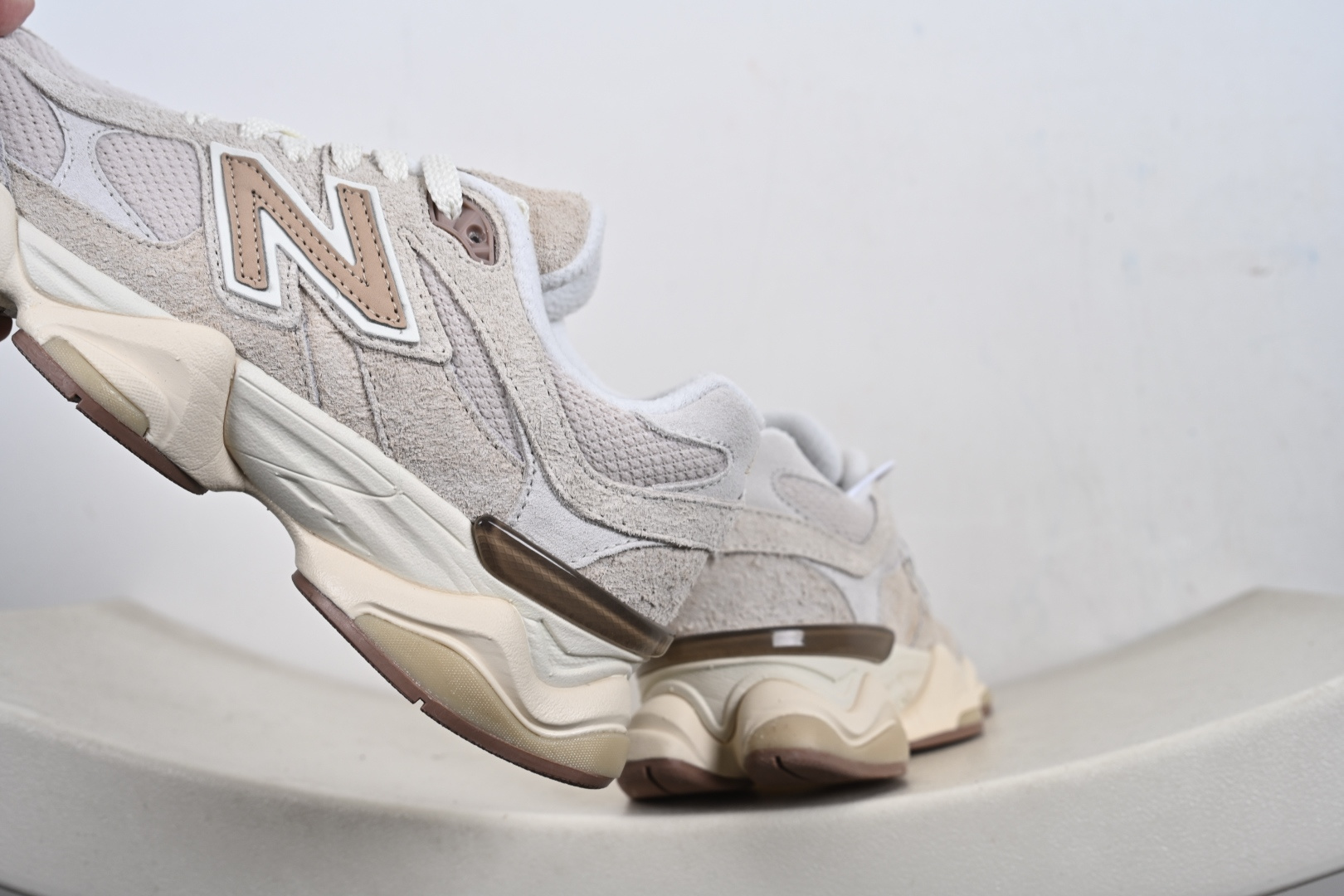 纯原版 New Balance NB9060 联名款 复古休闲运动慢跑鞋 灰白色 U9060CCB