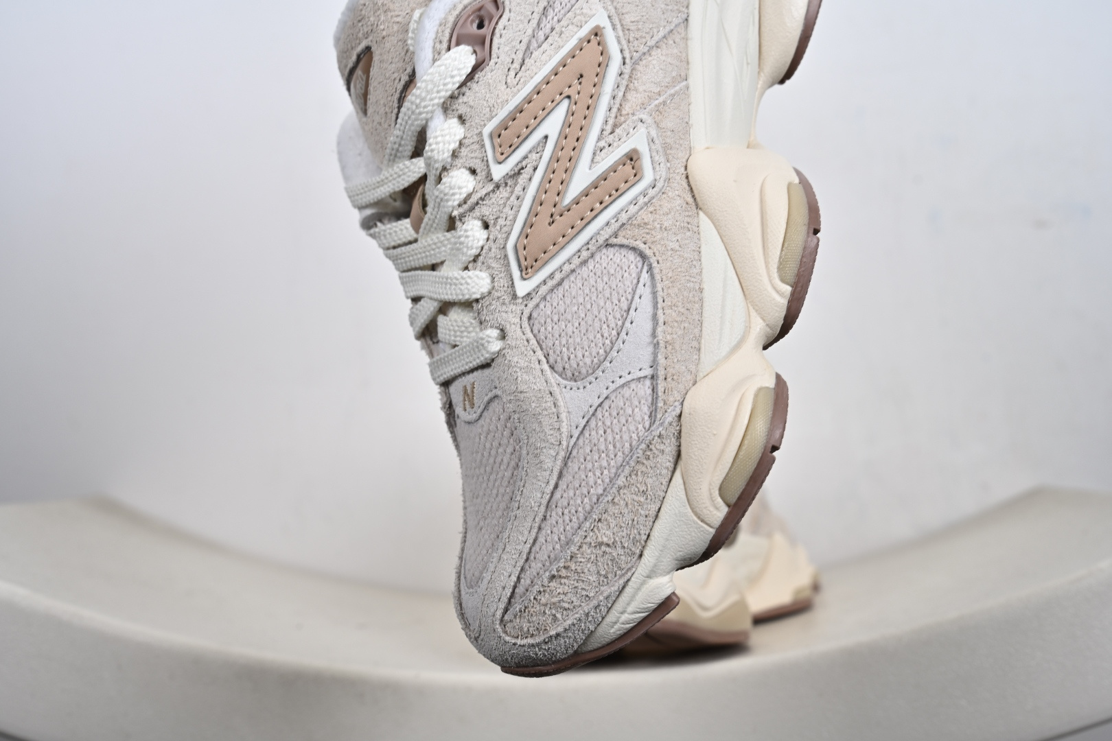 纯原版 New Balance NB9060 联名款 复古休闲运动慢跑鞋 灰白色 U9060CCB