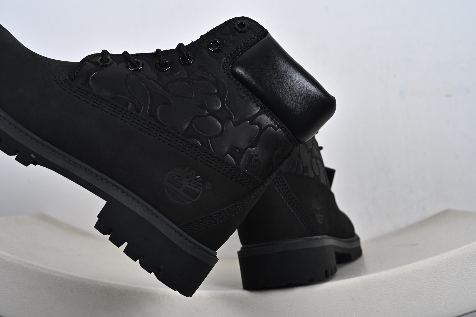 天伯伦Timberland 6 Inch Leather Boots添柏岚经典户外6英寸大黄靴“OG麦黄黑” TB010061-Top High Quatity Cheap Sneakers Fashion Clothing Clothes Bags handbags Shoes of all Brand wholesale With The best Quality And Beautiful Price from China Factory Chinese suppliers wholesaler seller 天伯伦Timberland 6 Inch Leather Boots添柏岚经典户外6英寸大黄靴“OG麦黄黑” TB010061