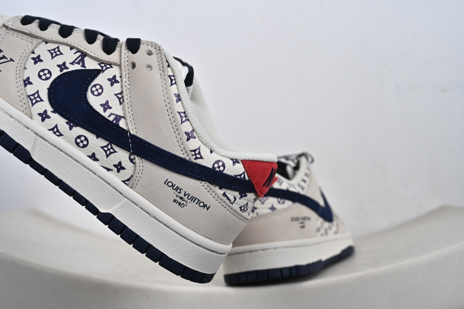 Nike SB Dunk Low LV联名 DN3168-020-Top High Quatity Cheap Sneakers Fashion Clothing Clothes Bags handbags Shoes of all Brand wholesale With The best Quality And Beautiful Price from China Factory Chinese suppliers wholesaler seller Nike SB Dunk Low LV联名 DN3168-020