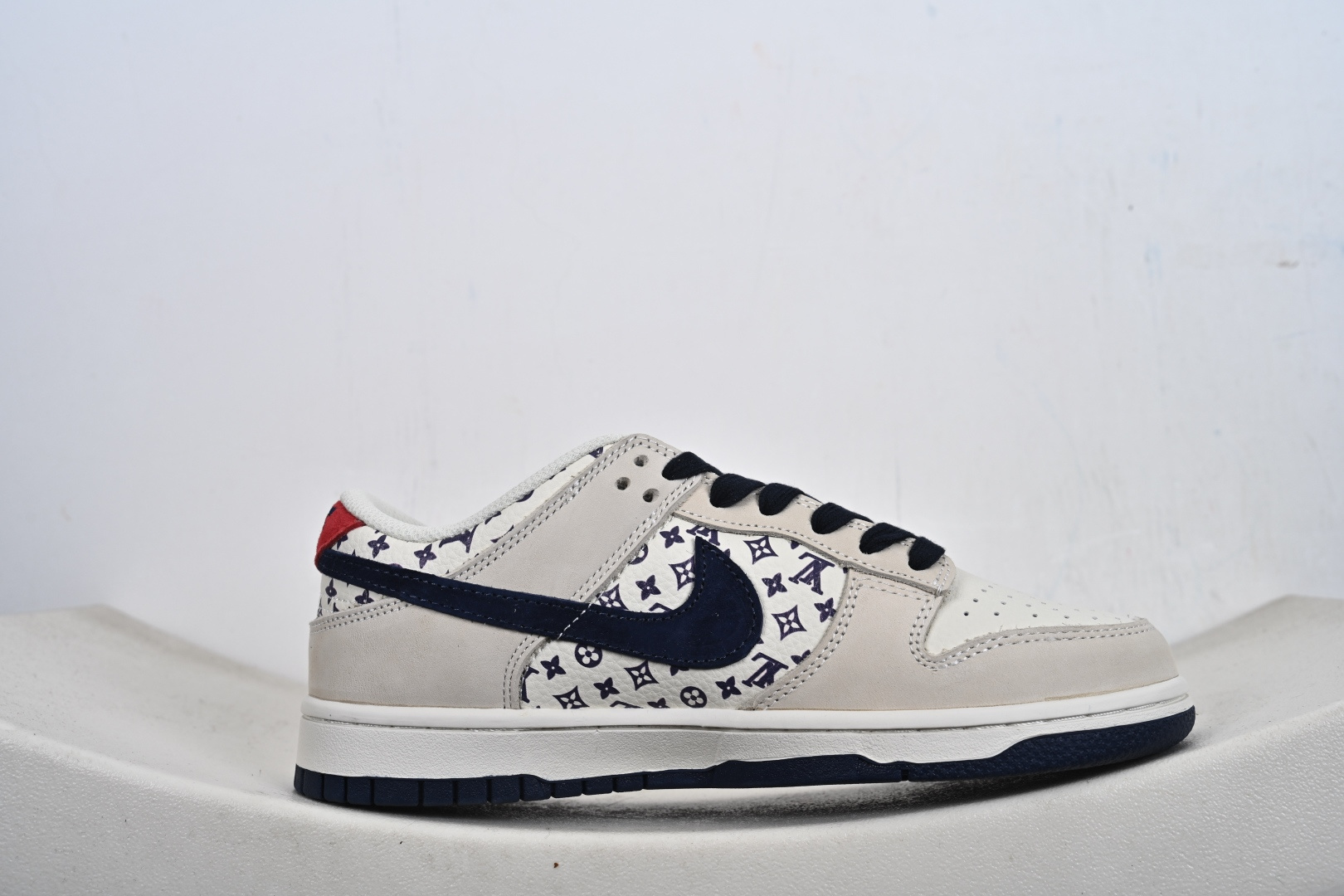 Nike SB Dunk Low LV联名 DN3168-020-Top High Quatity Cheap Sneakers Fashion Clothing Clothes Bags handbags Shoes of all Brand wholesale With The best Quality And Beautiful Price from China Factory Chinese suppliers wholesaler seller Nike SB Dunk Low LV联名 DN3168-020