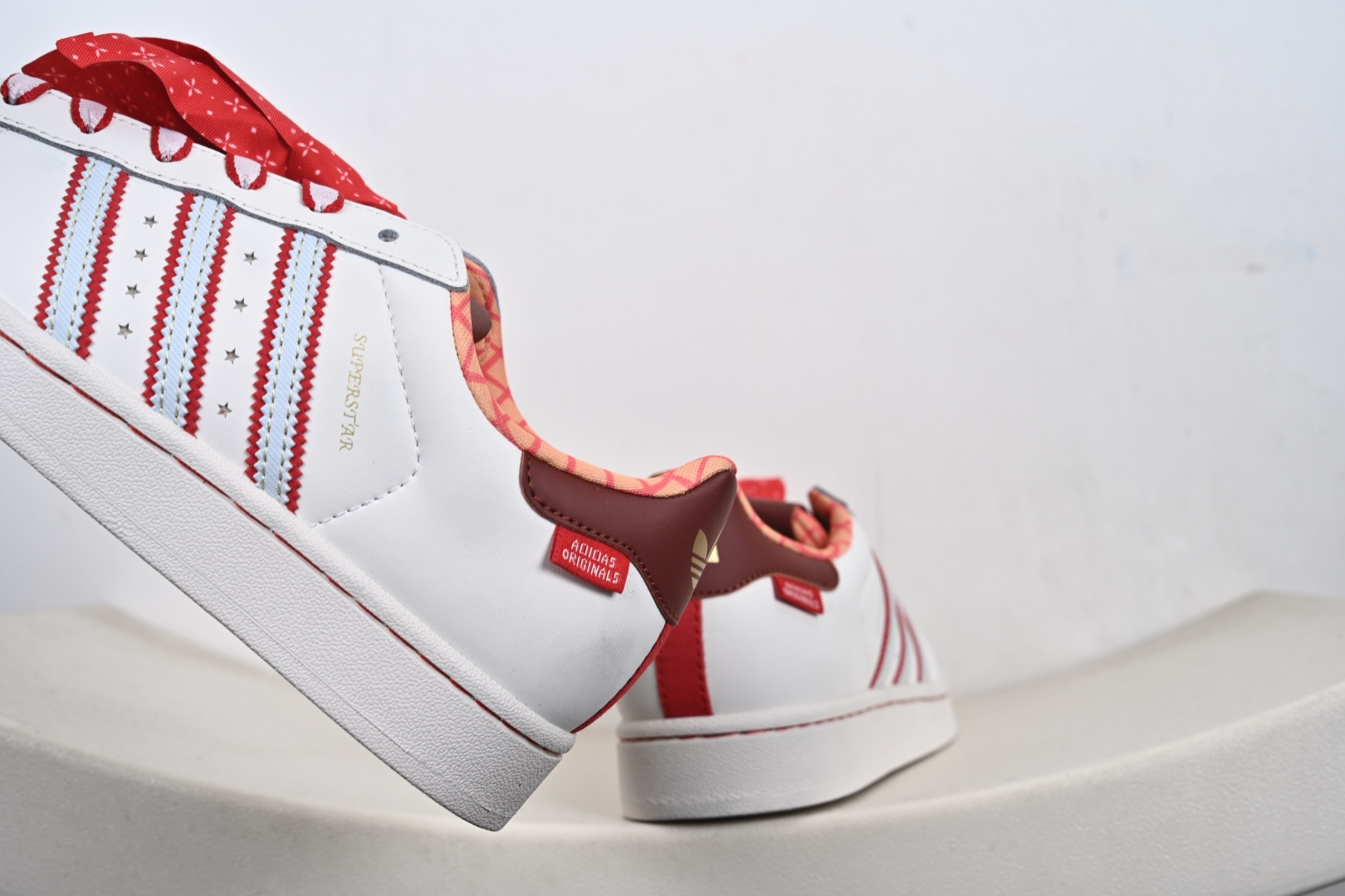 Adidas Originals Superstar II全新配色 马年限定 贝壳头休闲板鞋 KK4472