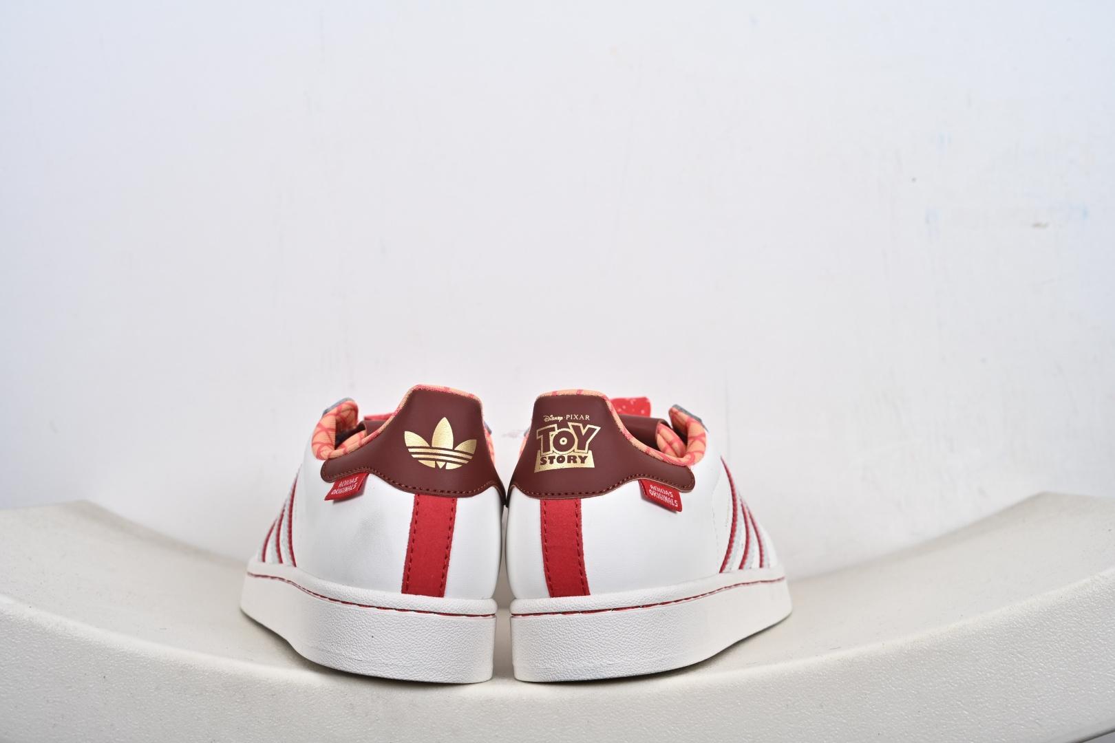 Adidas Originals Superstar II全新配色 马年限定 贝壳头休闲板鞋 KK4472