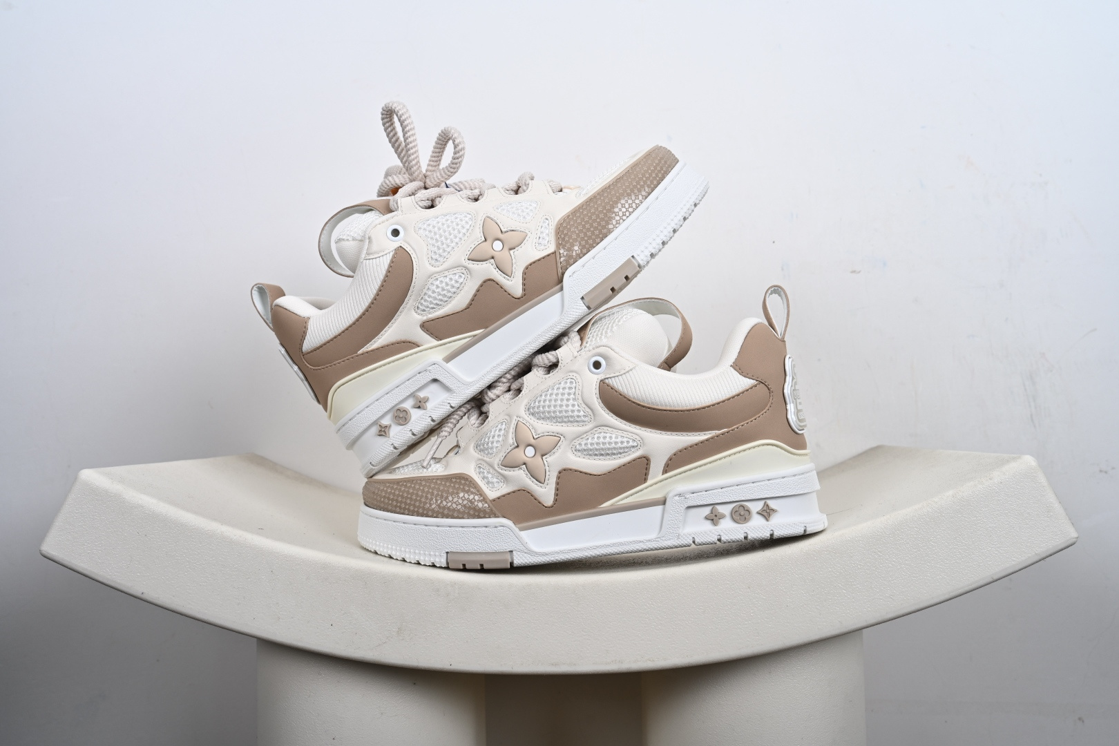 代购级别 Louis Vuitton Trainer 2021ss早春全新时装走秀运动鞋-Top High Quatity Cheap Sneakers Fashion Clothing Clothes Bags handbags Shoes of all Brand wholesale With The best Quality And Beautiful Price from China Factory Chinese suppliers wholesaler seller 代购级别 Louis Vuitton Trainer 2021ss早春全新时装走秀运动鞋