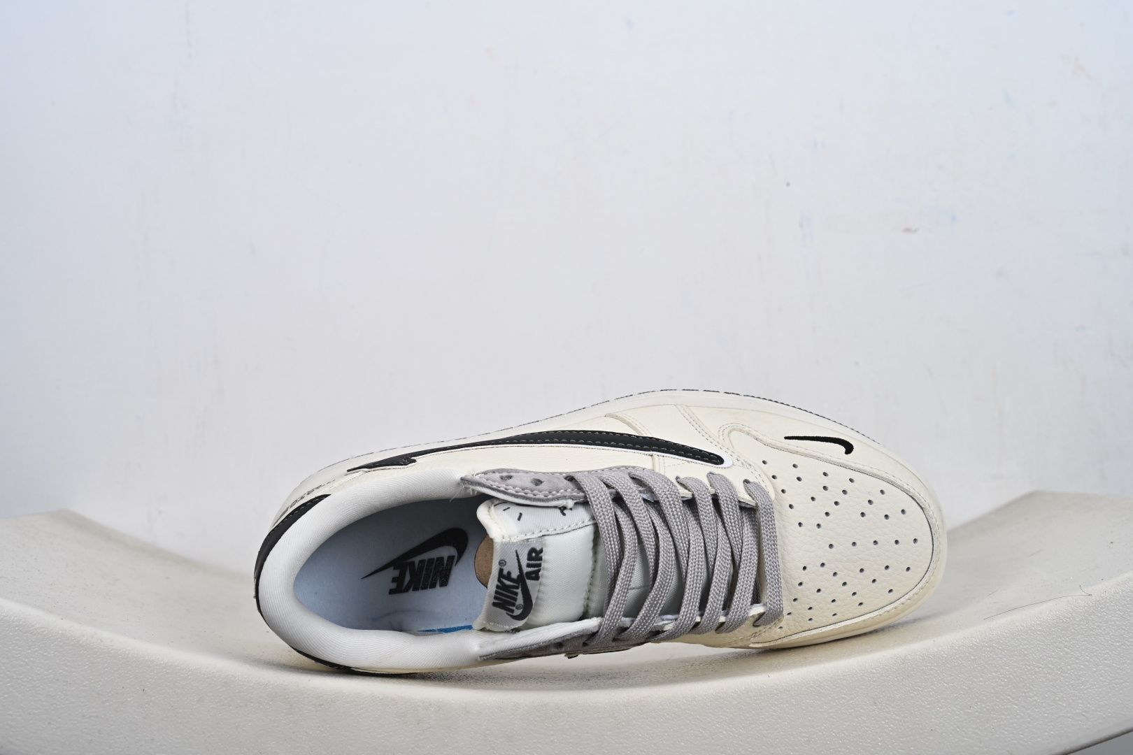 Air Jordan 1 Low AJ1 乔1北面联名 经典黑 高端定制 低帮复古篮球鞋 LD2028-071-Top High Quatity Cheap Sneakers Fashion Clothing Clothes Bags handbags Shoes of all Brand wholesale With The best Quality And Beautiful Price from China Factory Chinese suppliers wholesaler seller Air Jordan 1 Low AJ1 乔1北面联名 经典黑 高端定制 低帮复古篮球鞋 LD2028-071