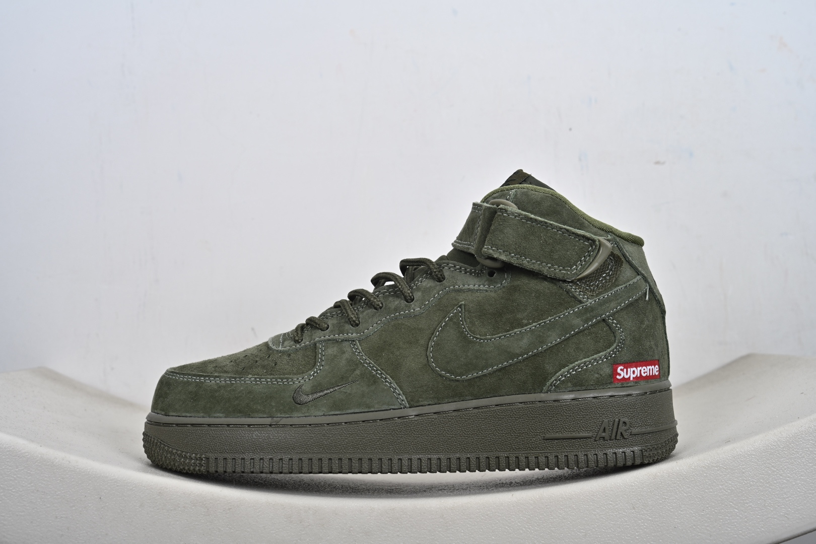 Nike Air Force 1 MID Supreme联名 一号中帮休闲板鞋 DV0788-005-Top High Quatity Cheap Sneakers Fashion Clothing Clothes Bags handbags Shoes of all Brand wholesale With The best Quality And Beautiful Price from China Factory Chinese suppliers wholesaler seller Nike Air Force 1 MID Supreme联名 一号中帮休闲板鞋 DV0788-005