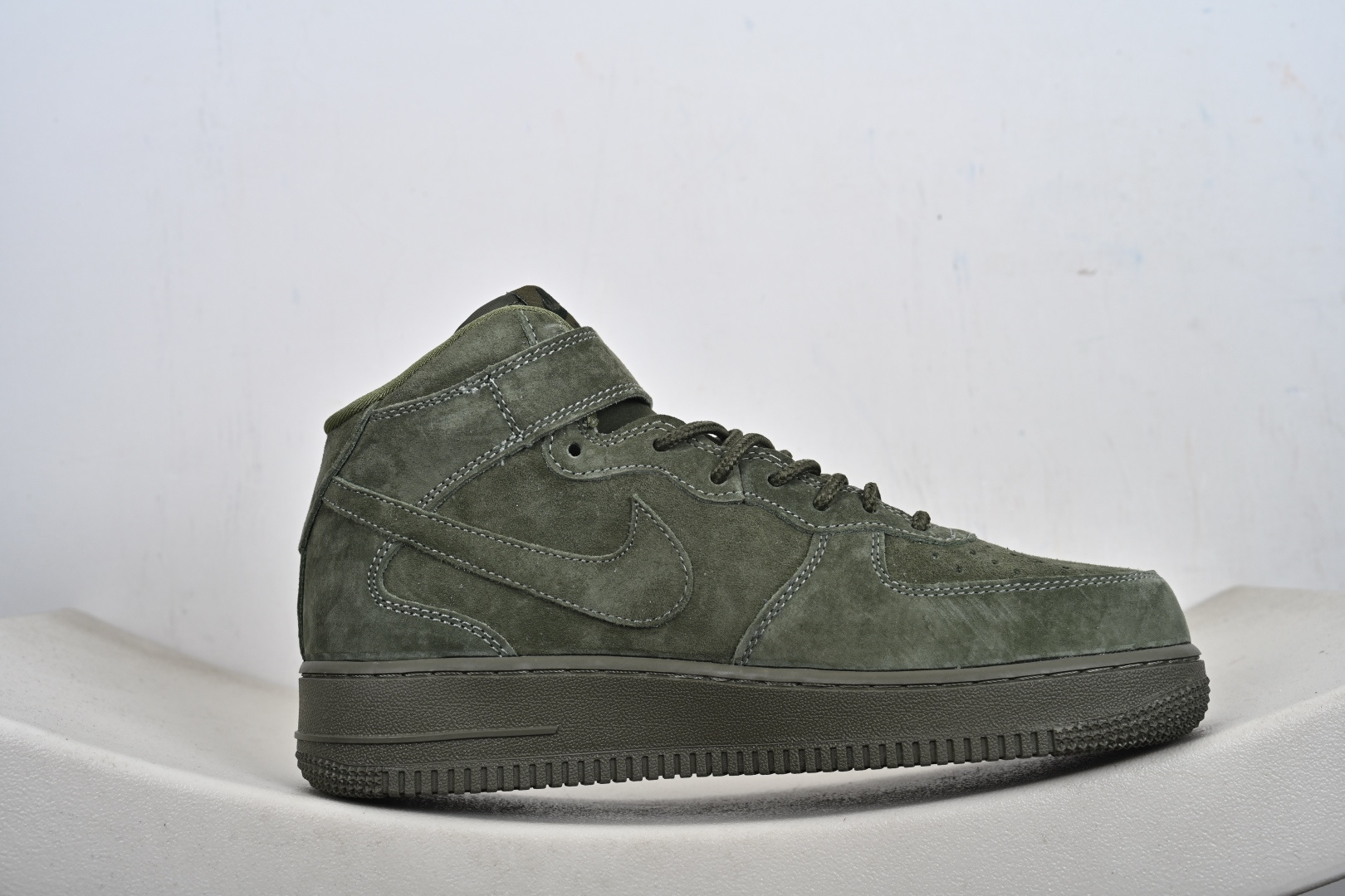 Nike Air Force 1 MID Supreme联名 一号中帮休闲板鞋 DV0788-005-Top High Quatity Cheap Sneakers Fashion Clothing Clothes Bags handbags Shoes of all Brand wholesale With The best Quality And Beautiful Price from China Factory Chinese suppliers wholesaler seller Nike Air Force 1 MID Supreme联名 一号中帮休闲板鞋 DV0788-005