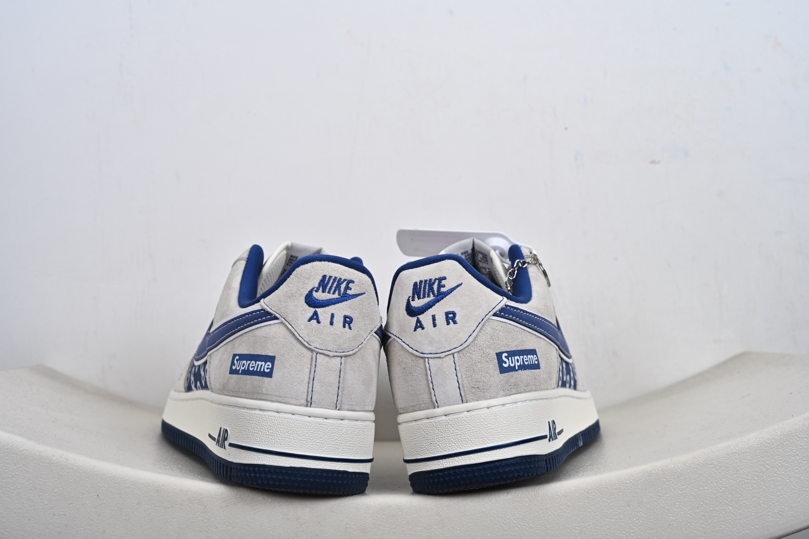 NIke Air Force 1 '07 Low “Supreme联名--灰蓝暴力熊 ”空军一号 低帮 运动鞋 SY1388-022