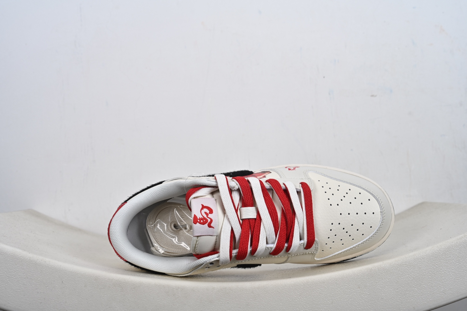 2026年新款限量发售 Nike SB Dunk Low“ 马年限定—汗血宝马” 周年高端定制 低帮休闲板鞋 FC1688-257-Top High Quatity Cheap Sneakers Fashion Clothing Clothes Bags handbags Shoes of all Brand wholesale With The best Quality And Beautiful Price from China Factory Chinese suppliers wholesaler seller 2026年新款限量发售 Nike SB Dunk Low“ 马年限定—汗血宝马” 周年高端定制 低帮休闲板鞋 FC1688-257