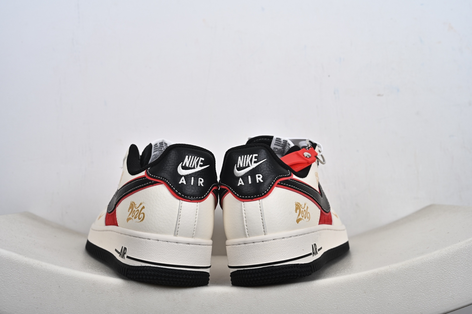 2026年爆款限量发售 NIke Air Force 1 '07 Low “马年限定-米黑红金马”空军一号 低帮 运动鞋 HT5088-616-Top High Quatity Cheap Sneakers Fashion Clothing Clothes Bags handbags Shoes of all Brand wholesale With The best Quality And Beautiful Price from China Factory Chinese suppliers wholesaler seller 2026年爆款限量发售 NIke Air Force 1 '07 Low “马年限定-米黑红金马”空军一号 低帮 运动鞋 HT5088-616