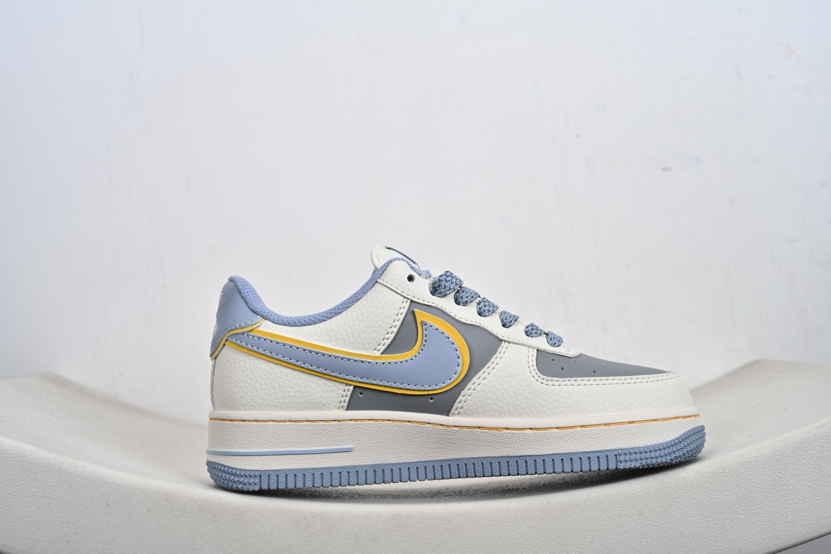 2026年爆款限量发售 NIke Air Force 1 '07 Low “小米联名-Su7 ultra”空军一号 低帮 运动鞋 XX3168-215