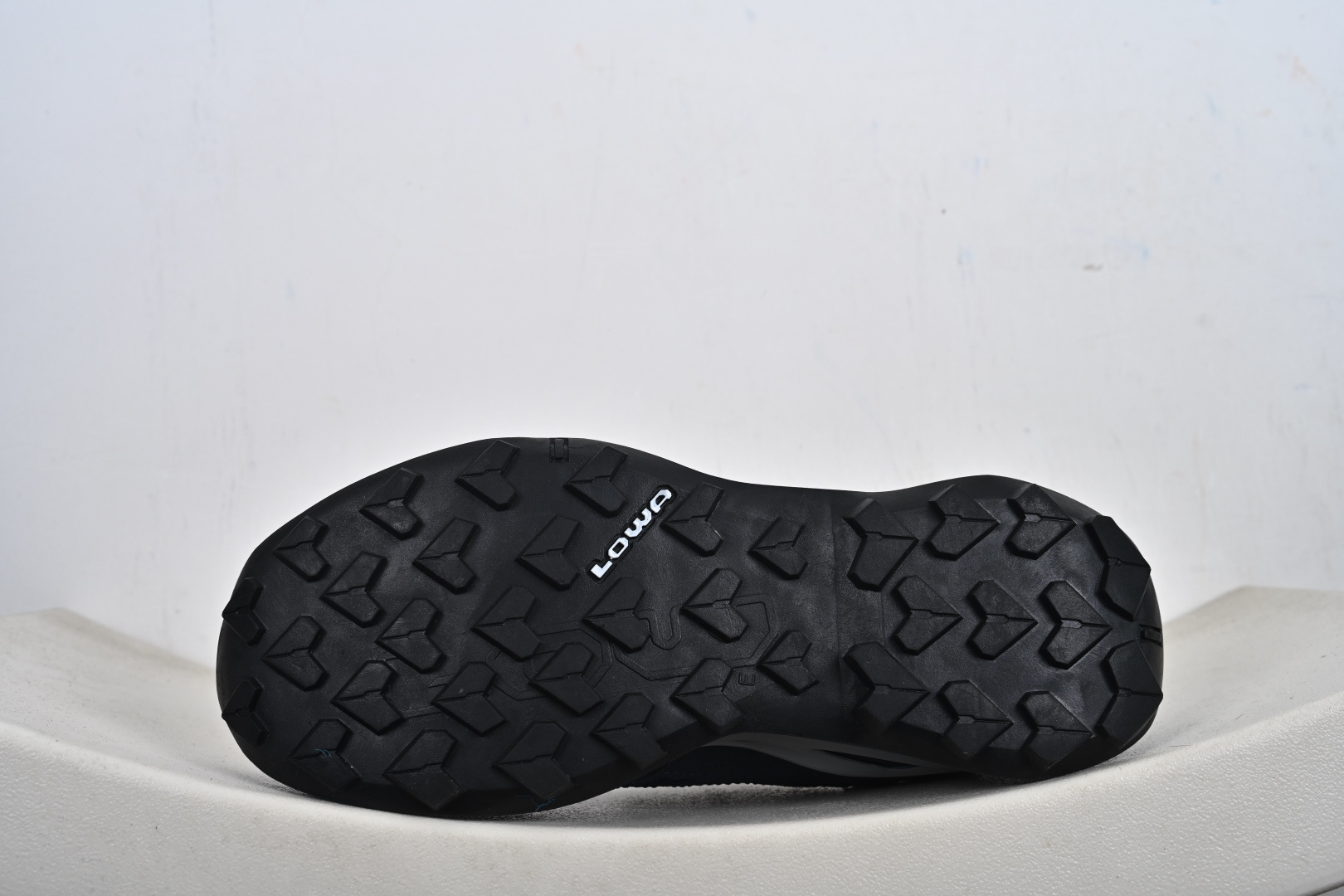 Lowa Maddox Pro GTX 时尚简约 舒适百搭 防滑耐磨 防水低帮登山鞋 9059-321630