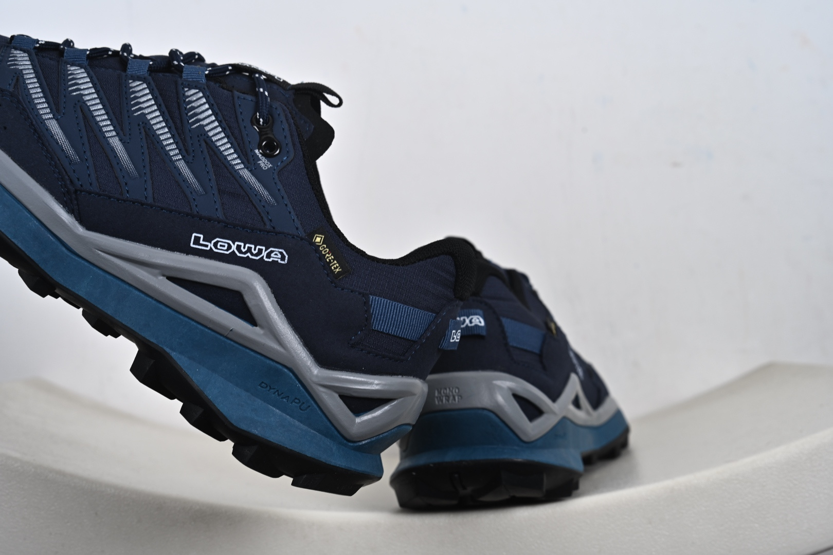 Lowa Maddox Pro GTX 时尚简约 舒适百搭 防滑耐磨 防水低帮登山鞋 9059-321630