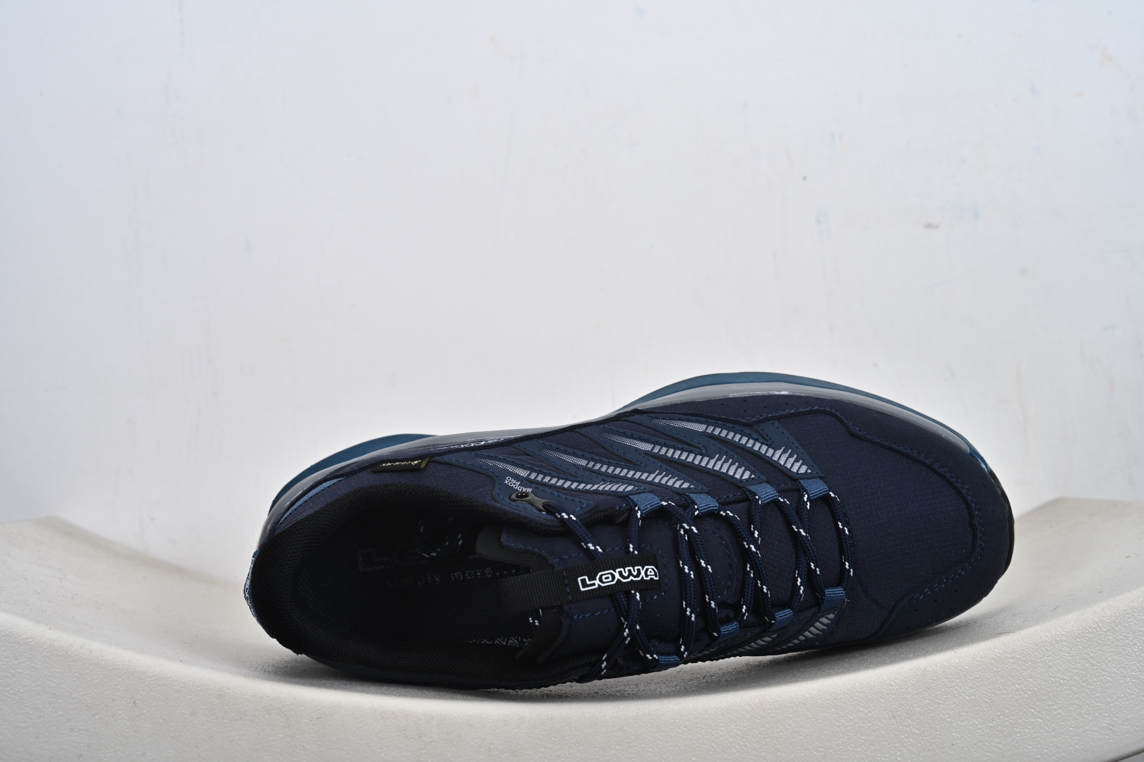 Lowa Maddox Pro GTX 时尚简约 舒适百搭 防滑耐磨 防水低帮登山鞋 9059-321630
