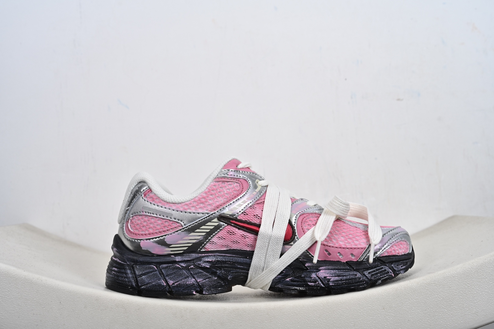 Nike V5 RNR 复古做旧 解构绑带 舒适百搭防滑耐磨 低帮跑步鞋 HQ7901-102