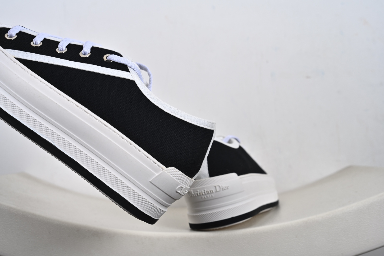 女鞋广东原产 法国高奢时装品牌-迪奥/Dior Walk'n'Dior Low 沃克系列低帮百搭增高休闲运动厚底板鞋“帆布岩石灰”KCK385OBE