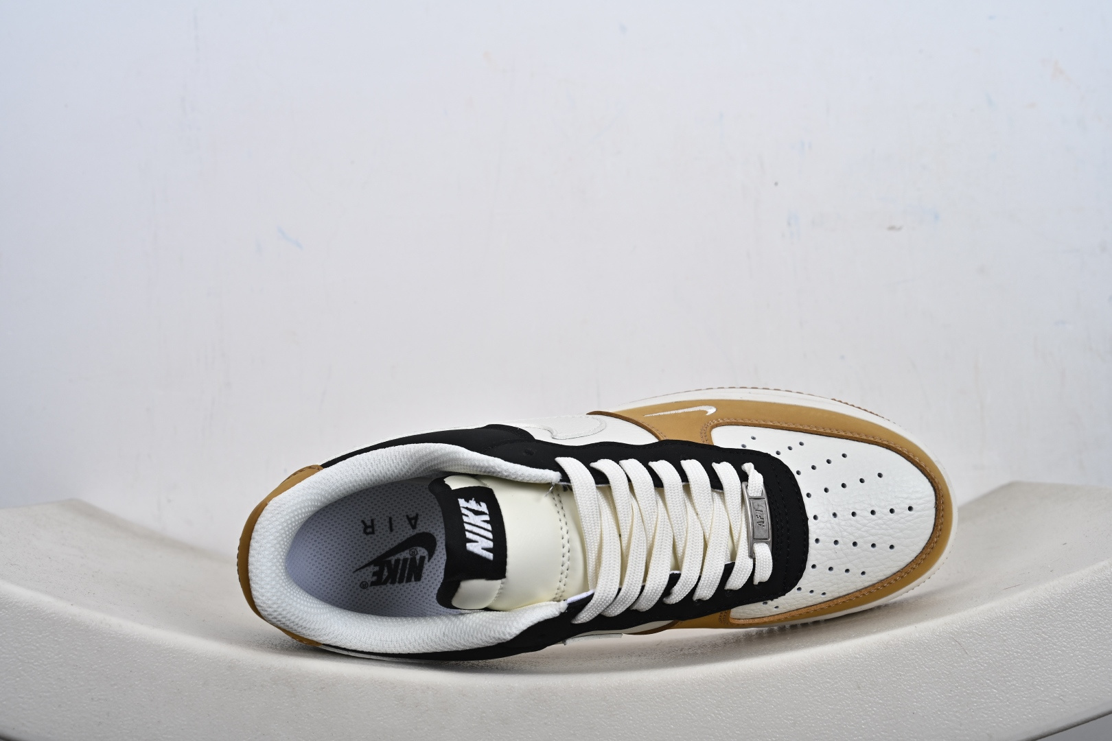 定制版 Air Force 1 '07 Low 空军一号低帮 运动鞋 休闲鞋 IH0587-700