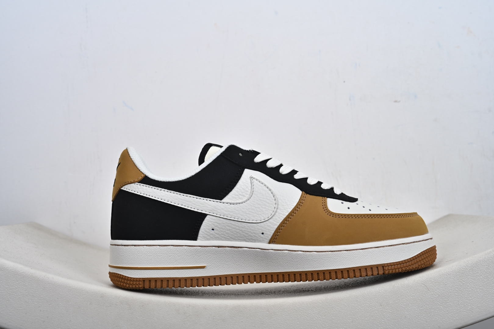 定制版 Air Force 1 '07 Low 空军一号低帮 运动鞋 休闲鞋 IH0587-700