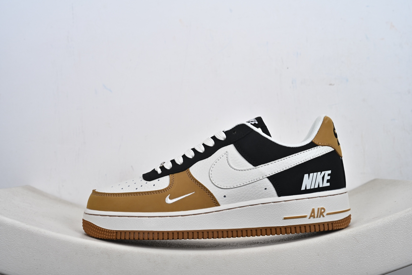 定制版 Air Force 1 '07 Low 空军一号低帮 运动鞋 休闲鞋 IH0587-700