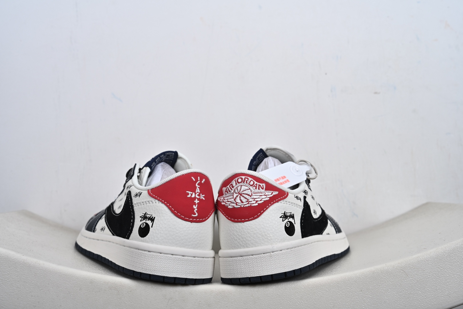 定制版 Jordan Air Jordan倒勾 “ 斯图西联名——米白蓝红印花” 高端定制 低帮 复古 减震 防滑 耐磨 篮球鞋 JW1188-170