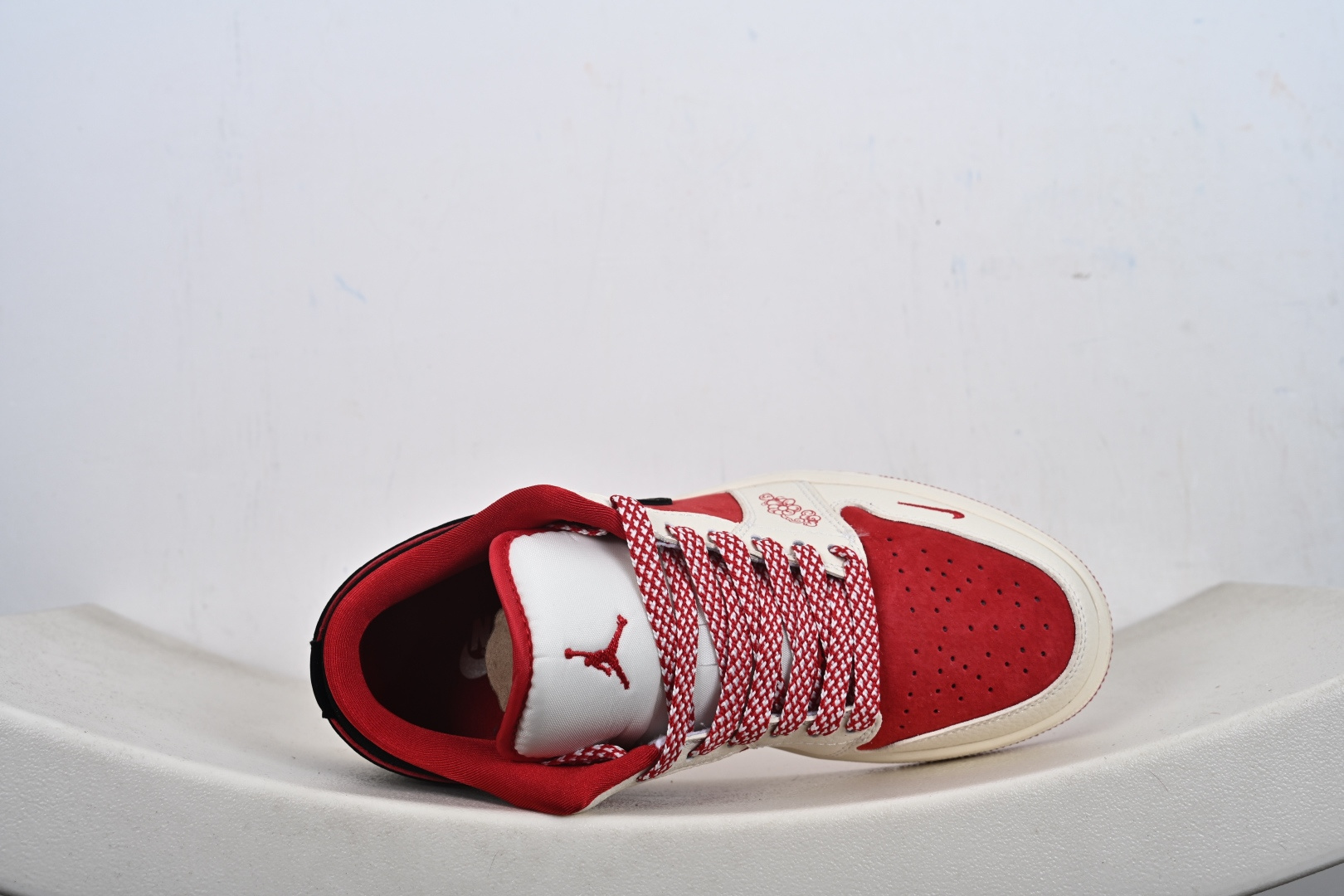 定制版 Air Jordan 1 Low AJ1 乔1“ 马年限定------黑红” #定制鞋盒 高端定制 低帮休闲板鞋 LD8888-013-Top High Quatity Cheap Sneakers Fashion Clothing Clothes Bags handbags Shoes of all Brand wholesale With The best Quality And Beautiful Price from China Factory Chinese suppliers wholesaler seller 定制版 Air Jordan 1 Low AJ1 乔1“ 马年限定------黑红” #定制鞋盒 高端定制 低帮休闲板鞋 LD8888-013