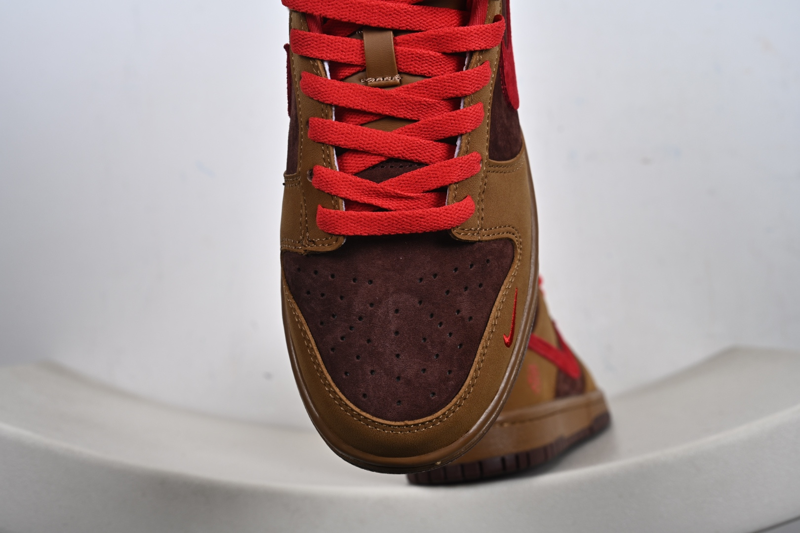 Nike SB Dunk Low“ 周年高端定制 低帮休闲板鞋 YF9511-926-Top High Quatity Cheap Sneakers Fashion Clothing Clothes Bags handbags Shoes of all Brand wholesale With The best Quality And Beautiful Price from China Factory Chinese suppliers wholesaler seller Nike SB Dunk Low“ 周年高端定制 低帮休闲板鞋 YF9511-926