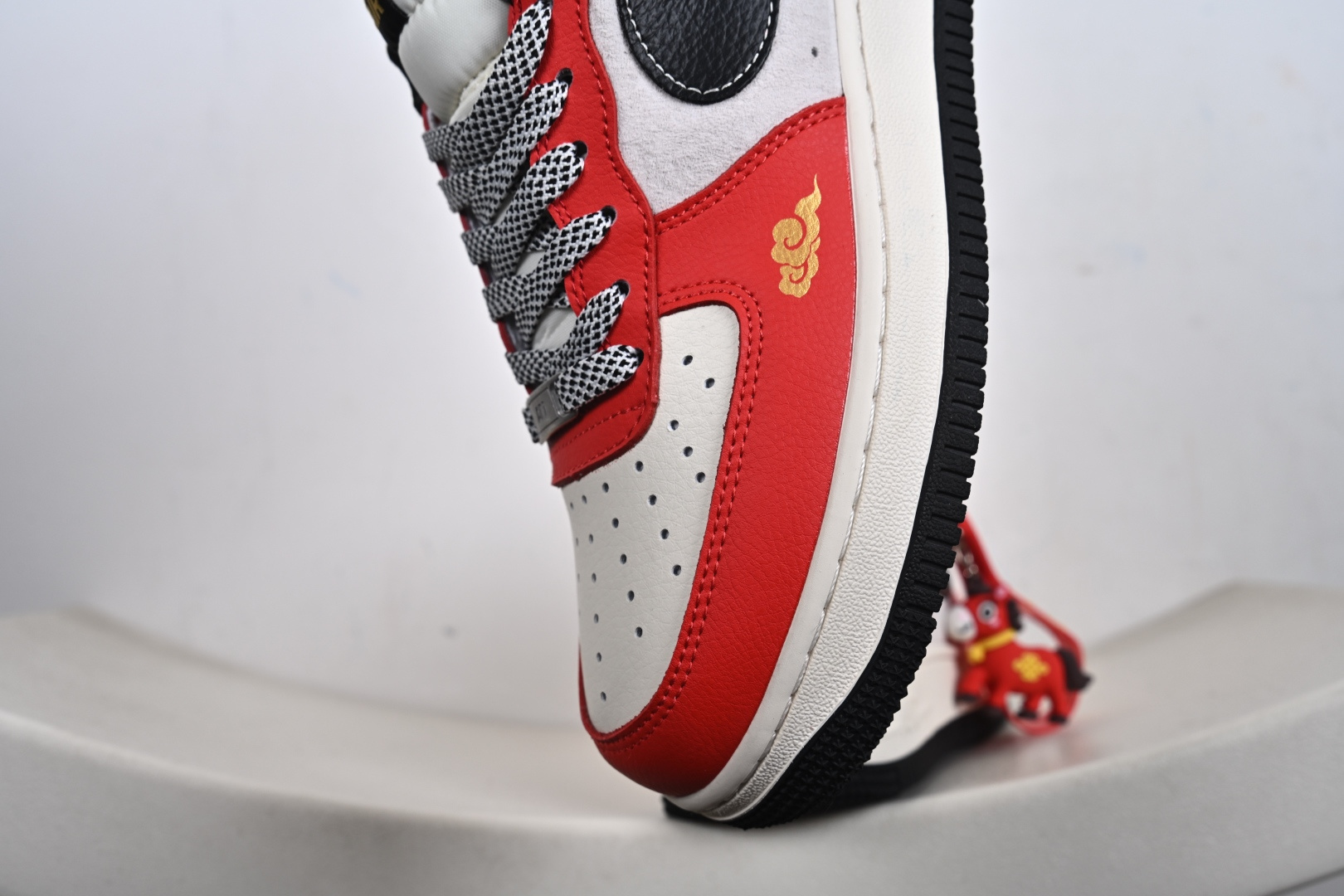 Nike Air Force 1 ‘07 Low “马年限定——祥云米黑红”空军一号 高端定制 低帮 运动鞋 MZ9588-818-Top High Quatity Cheap Sneakers Fashion Clothing Clothes Bags handbags Shoes of all Brand wholesale With The best Quality And Beautiful Price from China Factory Chinese suppliers wholesaler seller Nike Air Force 1 ‘07 Low “马年限定——祥云米黑红”空军一号 高端定制 低帮 运动鞋 MZ9588-818