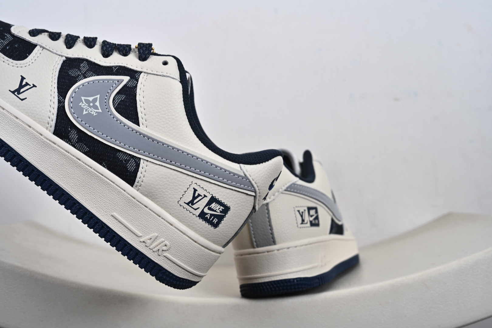 2026年爆款限量发售 NIke Air Force 1 '07 Low “LV联名-米黑牛仔”空军一号 低帮 运动鞋 休闲鞋 XY2025-006-Top High Quatity Cheap Sneakers Fashion Clothing Clothes Bags handbags Shoes of all Brand wholesale With The best Quality And Beautiful Price from China Factory Chinese suppliers wholesaler seller 2026年爆款限量发售 NIke Air Force 1 '07 Low “LV联名-米黑牛仔”空军一号 低帮 运动鞋 休闲鞋 XY2025-006