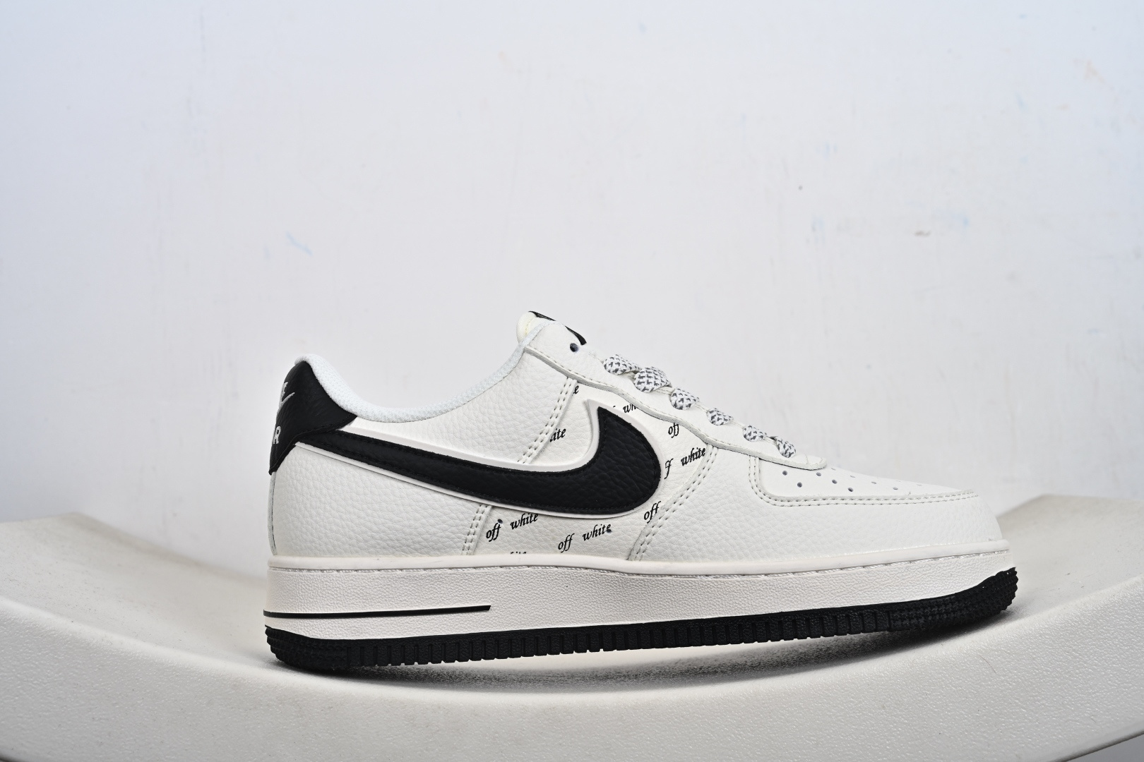 2026年爆款限量发售 NIke Air Force 1 '07 Low “Off WhITE联名-米黑勾”空军一号 低帮 运动鞋 SM6668-117-Top High Quatity Cheap Sneakers Fashion Clothing Clothes Bags handbags Shoes of all Brand wholesale With The best Quality And Beautiful Price from China Factory Chinese suppliers wholesaler seller 2026年爆款限量发售 NIke Air Force 1 '07 Low “Off WhITE联名-米黑勾”空军一号 低帮 运动鞋 SM6668-117