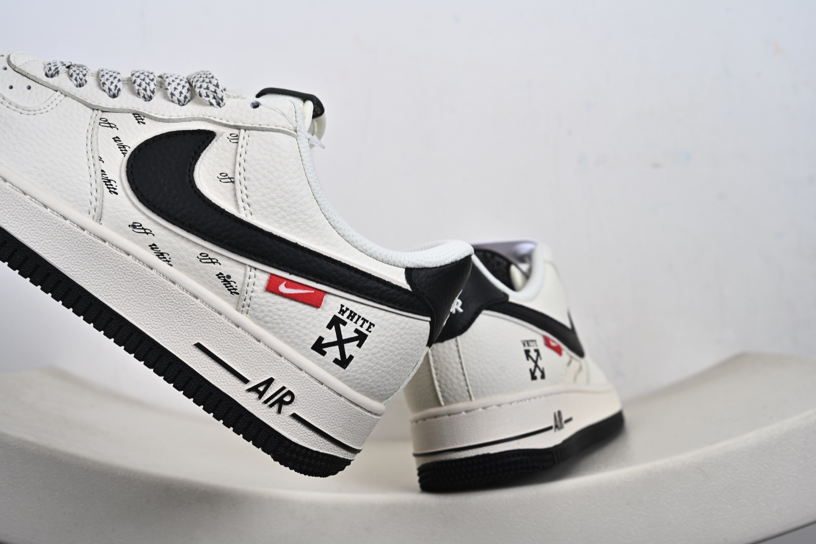 2026年爆款限量发售 NIke Air Force 1 '07 Low “Off WhITE联名-米黑勾”空军一号 低帮 运动鞋 SM6668-117-Top High Quatity Cheap Sneakers Fashion Clothing Clothes Bags handbags Shoes of all Brand wholesale With The best Quality And Beautiful Price from China Factory Chinese suppliers wholesaler seller 2026年爆款限量发售 NIke Air Force 1 '07 Low “Off WhITE联名-米黑勾”空军一号 低帮 运动鞋 SM6668-117