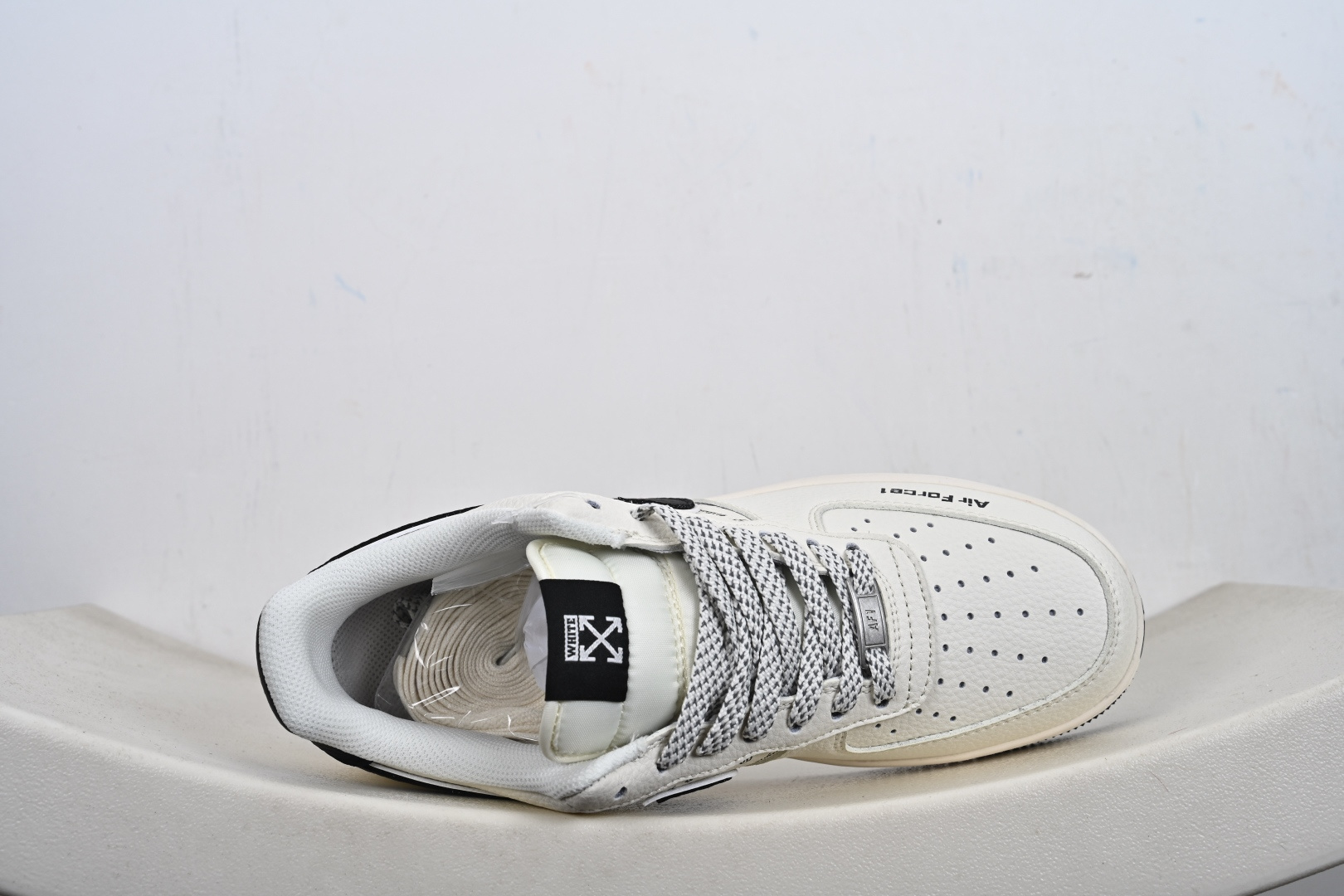 2026年爆款限量发售 NIke Air Force 1 '07 Low “Off WhITE联名-米黑勾”空军一号 低帮 运动鞋 SM6668-117-Top High Quatity Cheap Sneakers Fashion Clothing Clothes Bags handbags Shoes of all Brand wholesale With The best Quality And Beautiful Price from China Factory Chinese suppliers wholesaler seller 2026年爆款限量发售 NIke Air Force 1 '07 Low “Off WhITE联名-米黑勾”空军一号 低帮 运动鞋 SM6668-117
