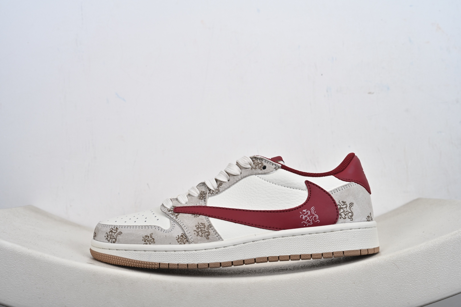Fragment x Travis Scott x 马年限定 Air Jordan 1 Low 三方联名倒钩 全新的三方联名低帮倒钩鞋 DF619-005-Top High Quatity Cheap Sneakers Fashion Clothing Clothes Bags handbags Shoes of all Brand wholesale With The best Quality And Beautiful Price from China Factory Chinese suppliers wholesaler seller Fragment x Travis Scott x 马年限定 Air Jordan 1 Low 三方联名倒钩 全新的三方联名低帮倒钩鞋 DF619-005