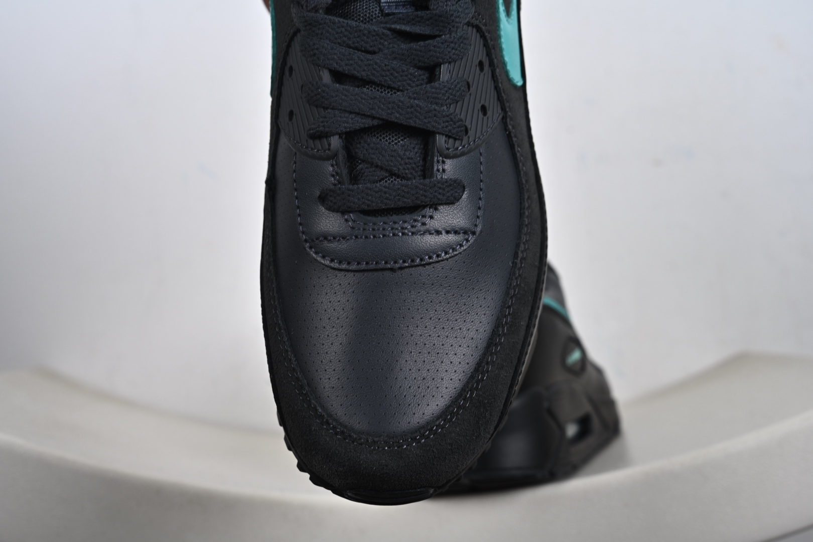 Air Max 90小气垫运动鞋 融合经典设计线条和丰富材质 FZ7186-100-Top High Quatity Cheap Sneakers Fashion Clothing Clothes Bags handbags Shoes of all Brand wholesale With The best Quality And Beautiful Price from China Factory Chinese suppliers wholesaler seller Air Max 90小气垫运动鞋 融合经典设计线条和丰富材质 FZ7186-100