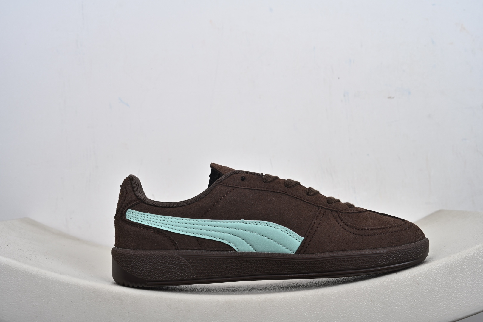 Puma Palermo Vintage复古单品 彪马 防滑耐磨低帮德训板鞋 396463-81 406464-01-Top High Quatity Cheap Sneakers Fashion Clothing Clothes Bags handbags Shoes of all Brand wholesale With The best Quality And Beautiful Price from China Factory Chinese suppliers wholesaler seller Puma Palermo Vintage复古单品 彪马 防滑耐磨低帮德训板鞋 396463-81 406464-01