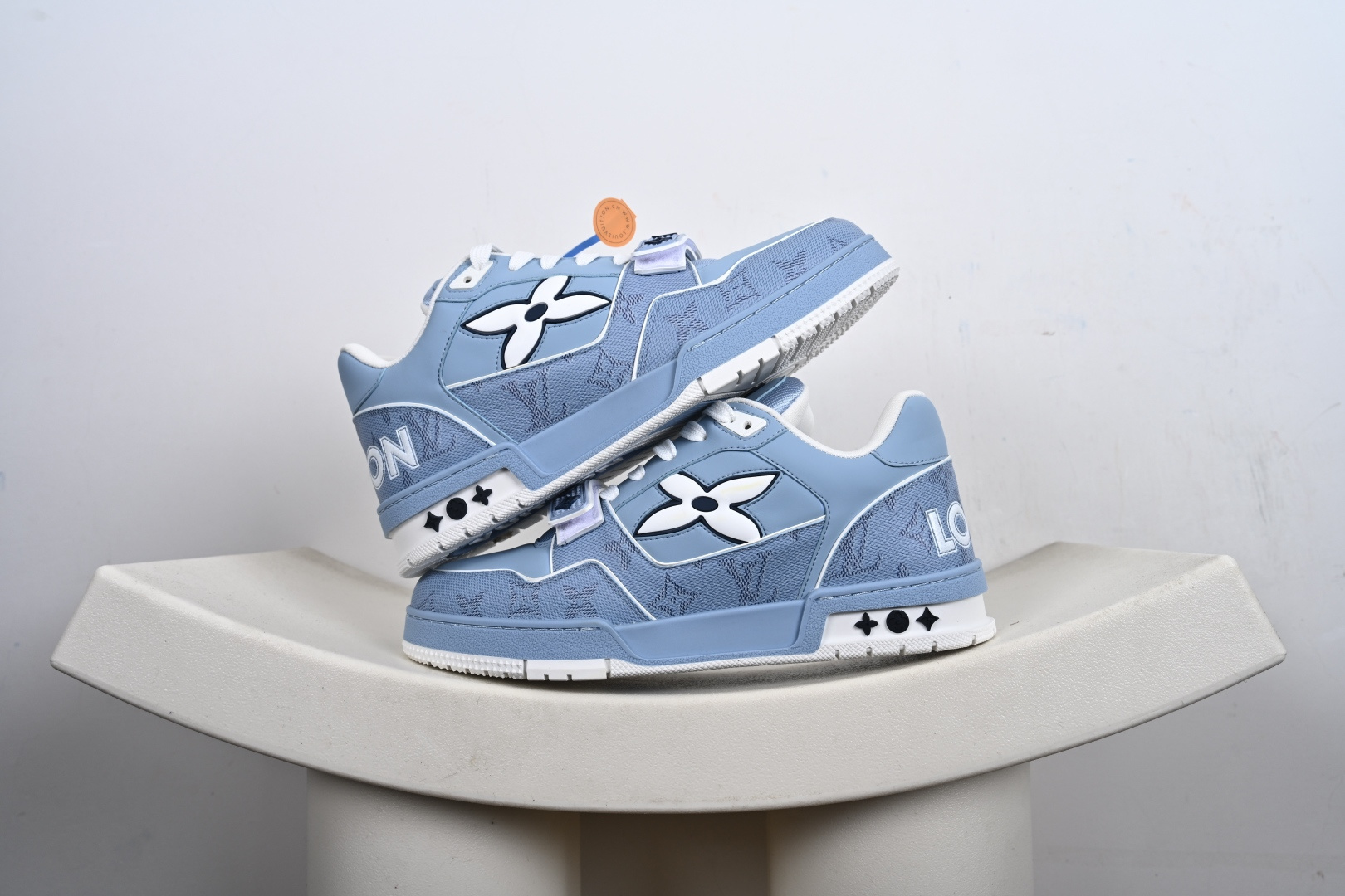代购级别 Louis Vuitton Trainer 2021ss早春全新时装走秀运动鞋-Top High Quatity Cheap Sneakers Fashion Clothing Clothes Bags handbags Shoes of all Brand wholesale With The best Quality And Beautiful Price from China Factory Chinese suppliers wholesaler seller 代购级别 Louis Vuitton Trainer 2021ss早春全新时装走秀运动鞋